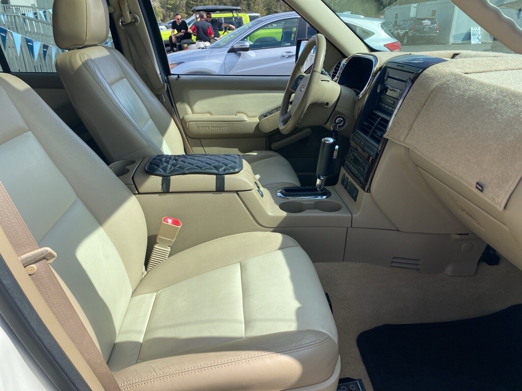Used 2007 Ford Explorer Limited V6 SUV