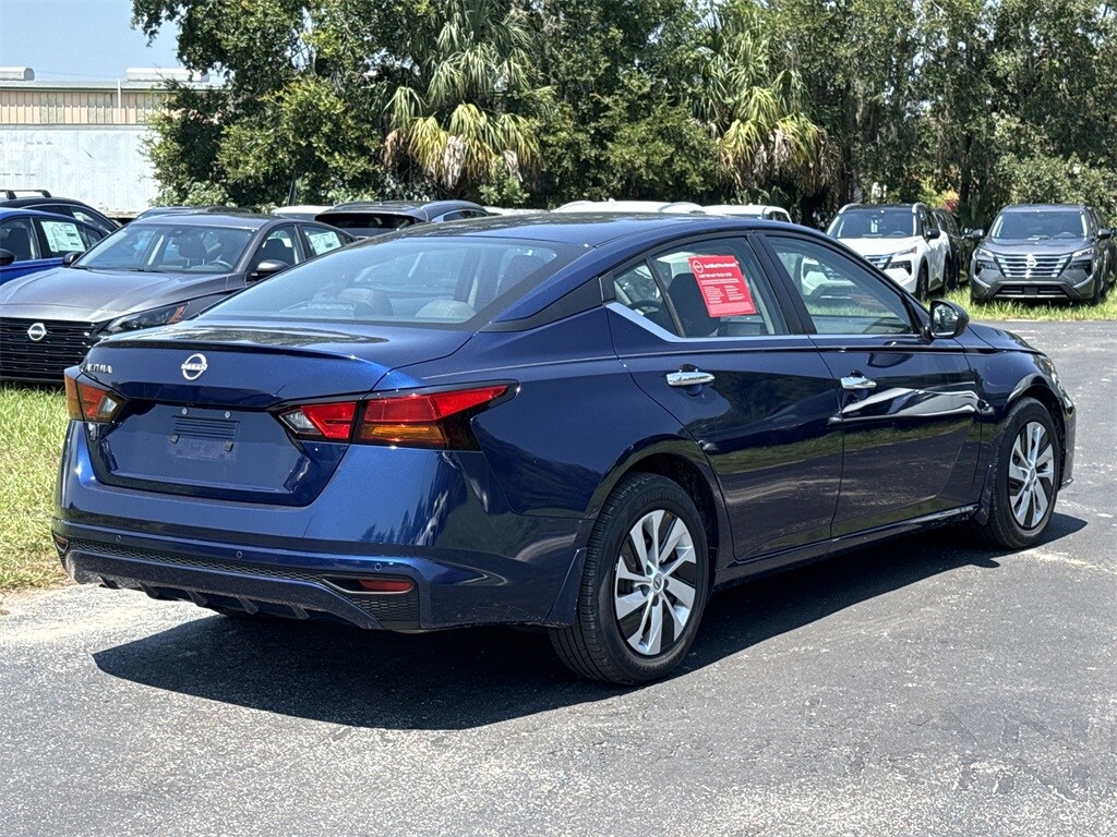 2024 Nissan Altima 2.5 S photo 3