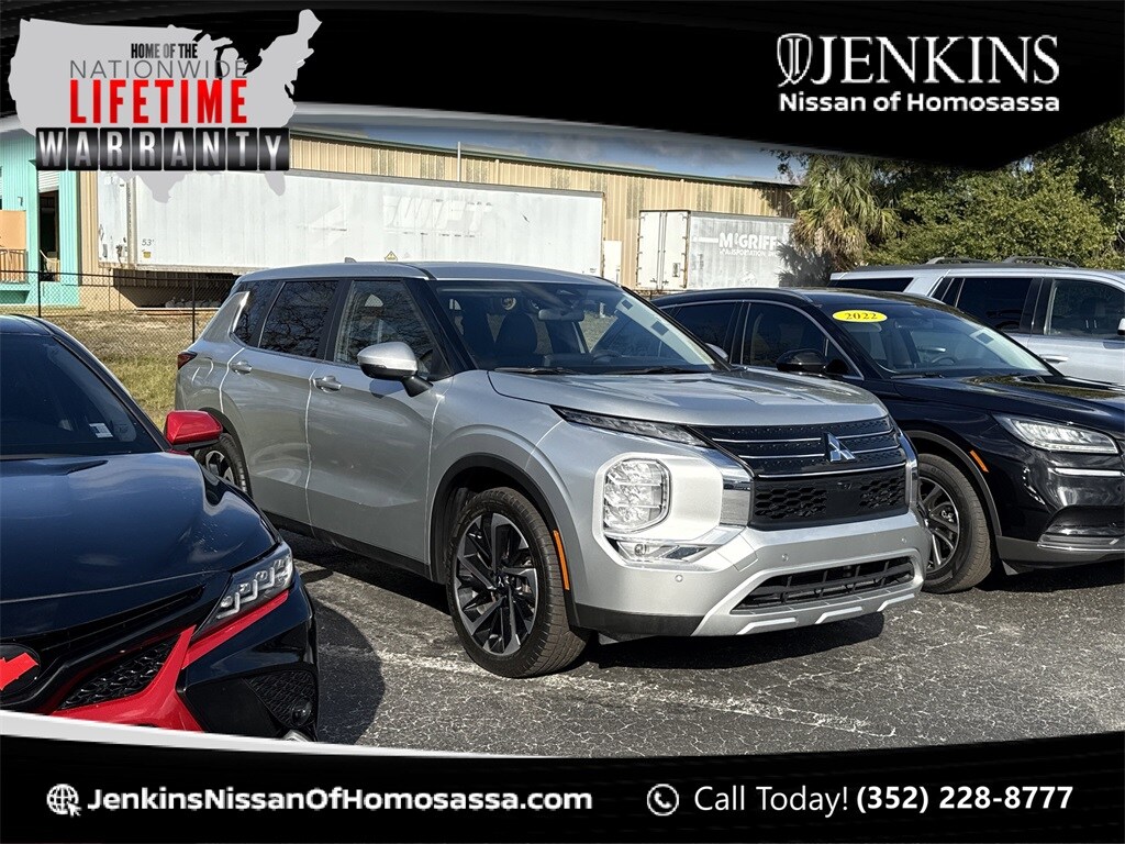 Used 2024 Mitsubishi Outlander SE SUV