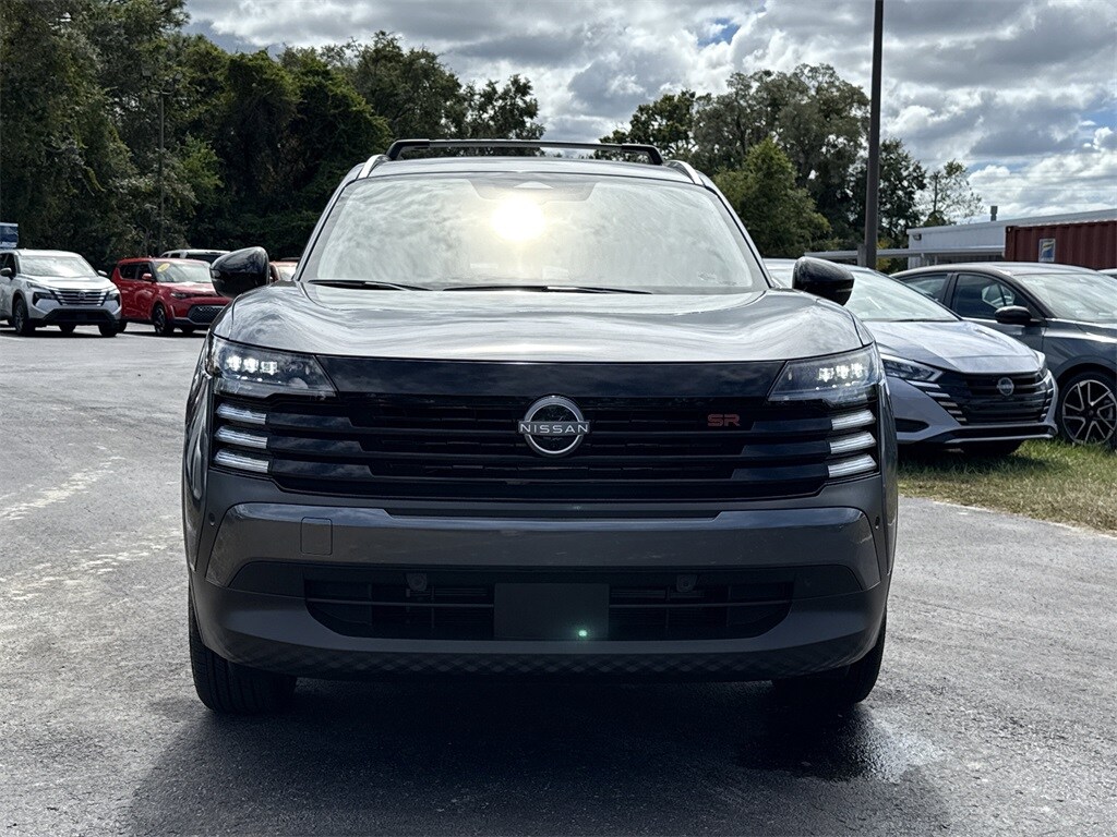 New 2026 Nissan Kicks SR SUV