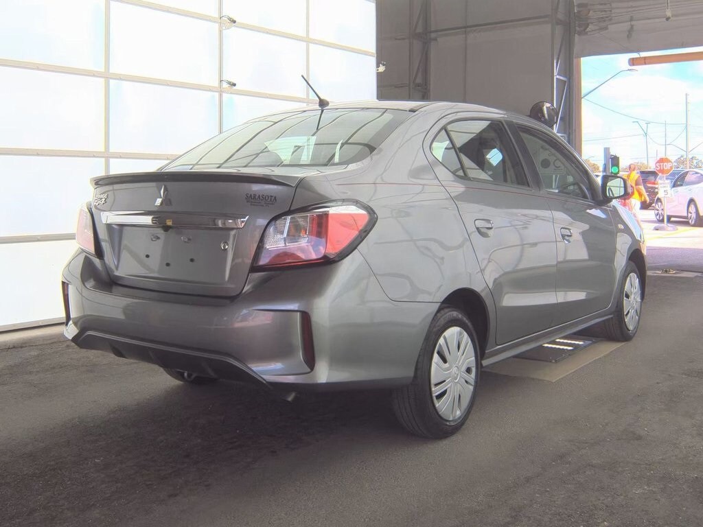 2022 Mitsubishi Mirage G4 ES photo 3