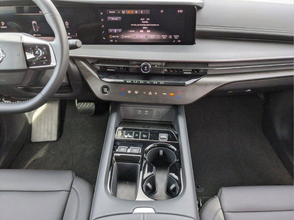 2025 Nissan Murano SV - Photo 22