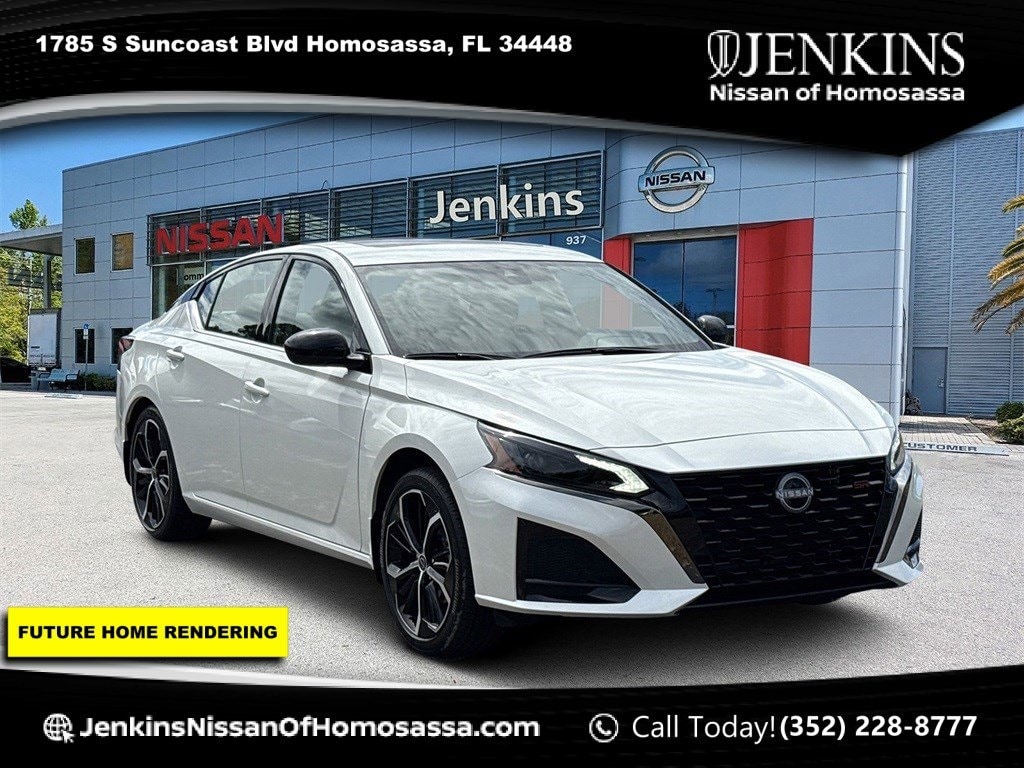 2025 Nissan Altima SR's photo