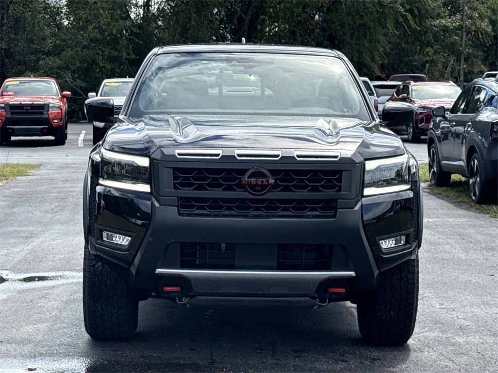 2026 Nissan Frontier PRO-4X photo 3