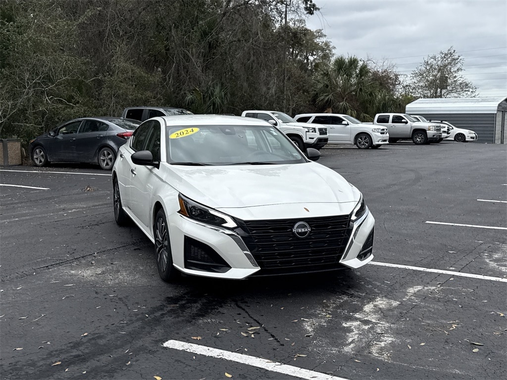 Certified 2024 Nissan Altima 2.5 SV Sedan