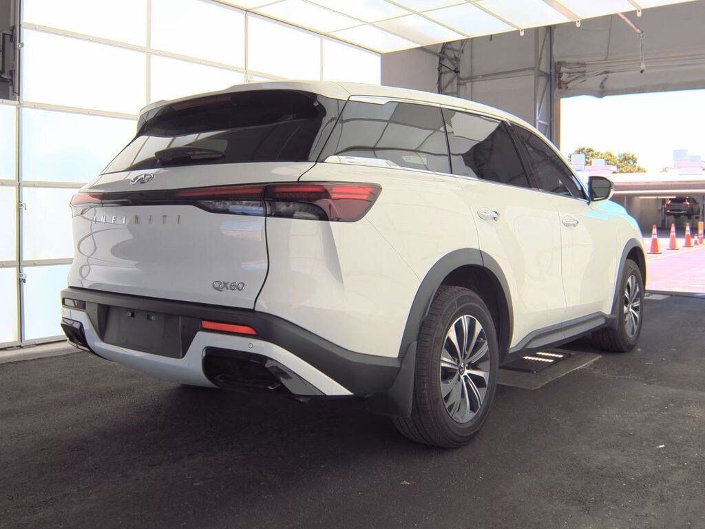 Used 2023 INFINITI QX60 PURE SUV
