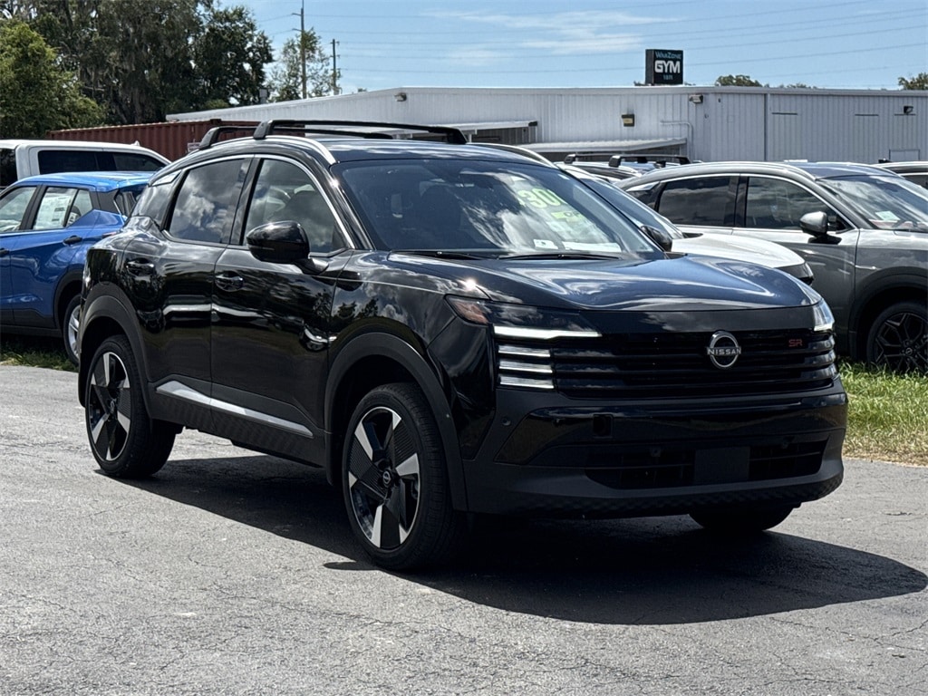 New 2026 Nissan Kicks SR SUV