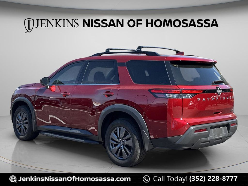 2023 Nissan Pathfinder SV - Photo 9