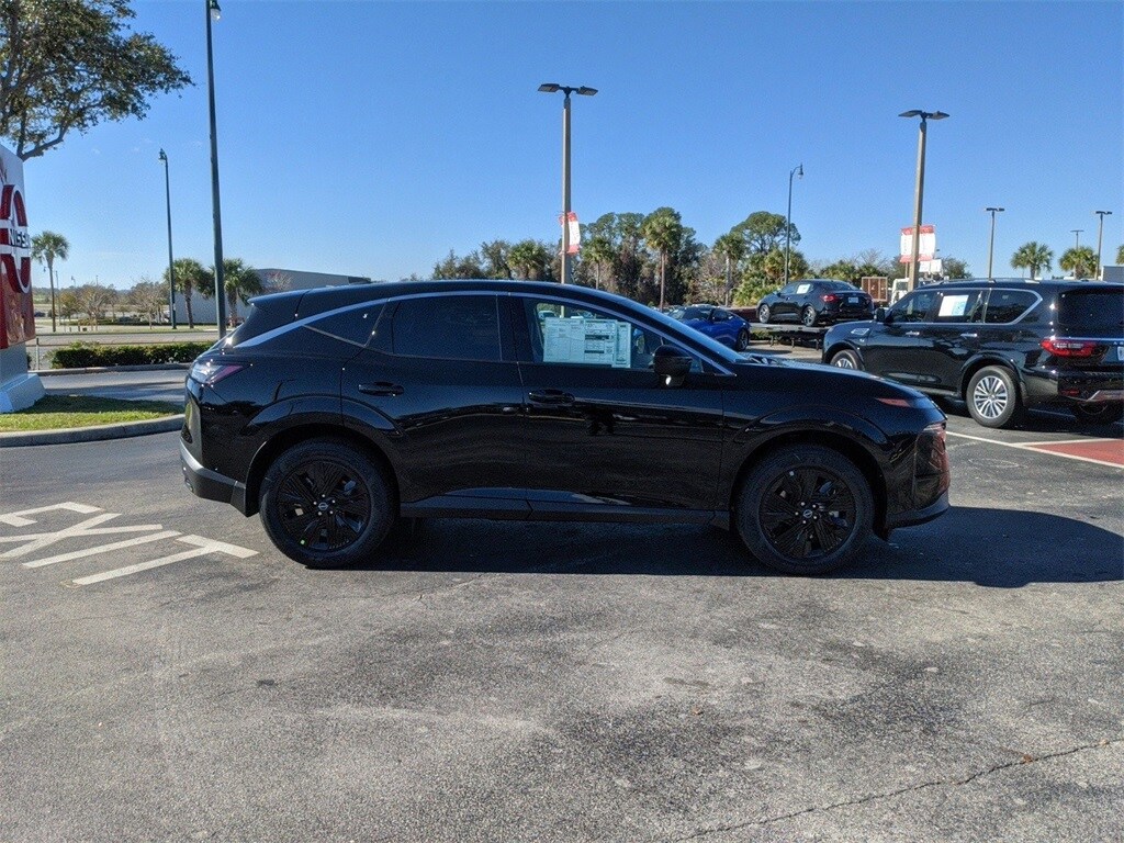 2025 Nissan Murano SV photo 3