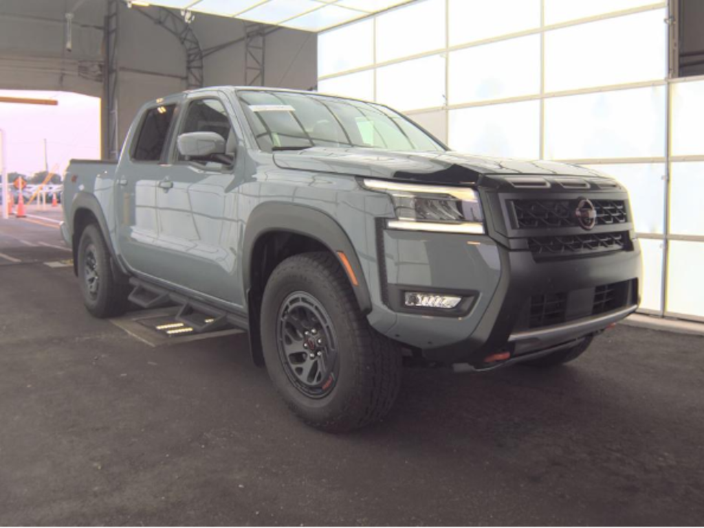 Used 2025 Nissan Frontier PRO-4X Truck Crew Cab