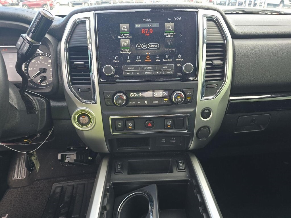 2021 Nissan Titan SV photo 4