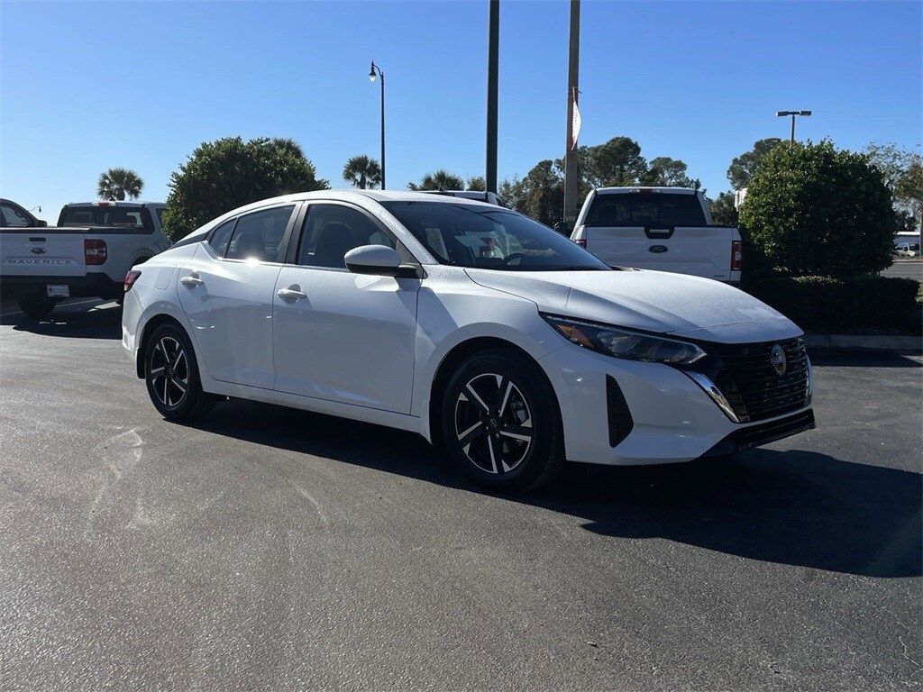 2025 Nissan Sentra SV photo 2