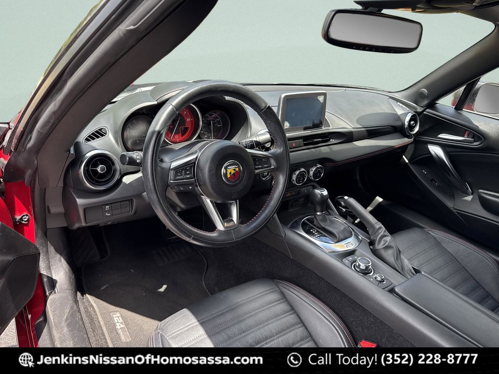 2019 FIAT 124 Spider Abarth - Photo 19