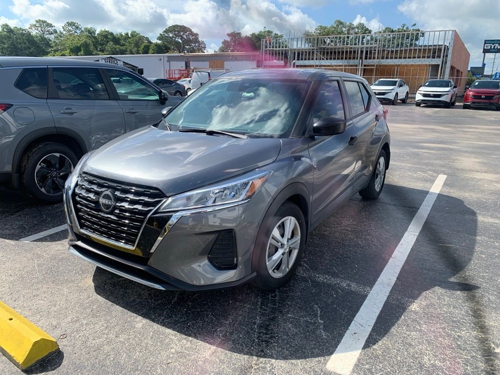 Used 2023 Nissan Kicks S SUV