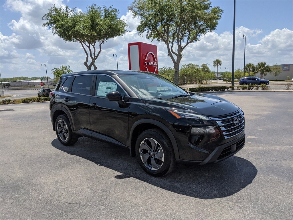 2025 Nissan Rogue SV photo 2