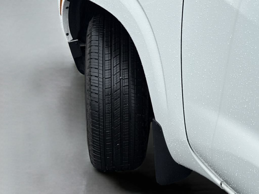 2024 Nissan Frontier SV - Photo 48