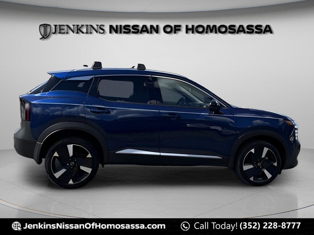 New 2026 Nissan Kicks SR SUV