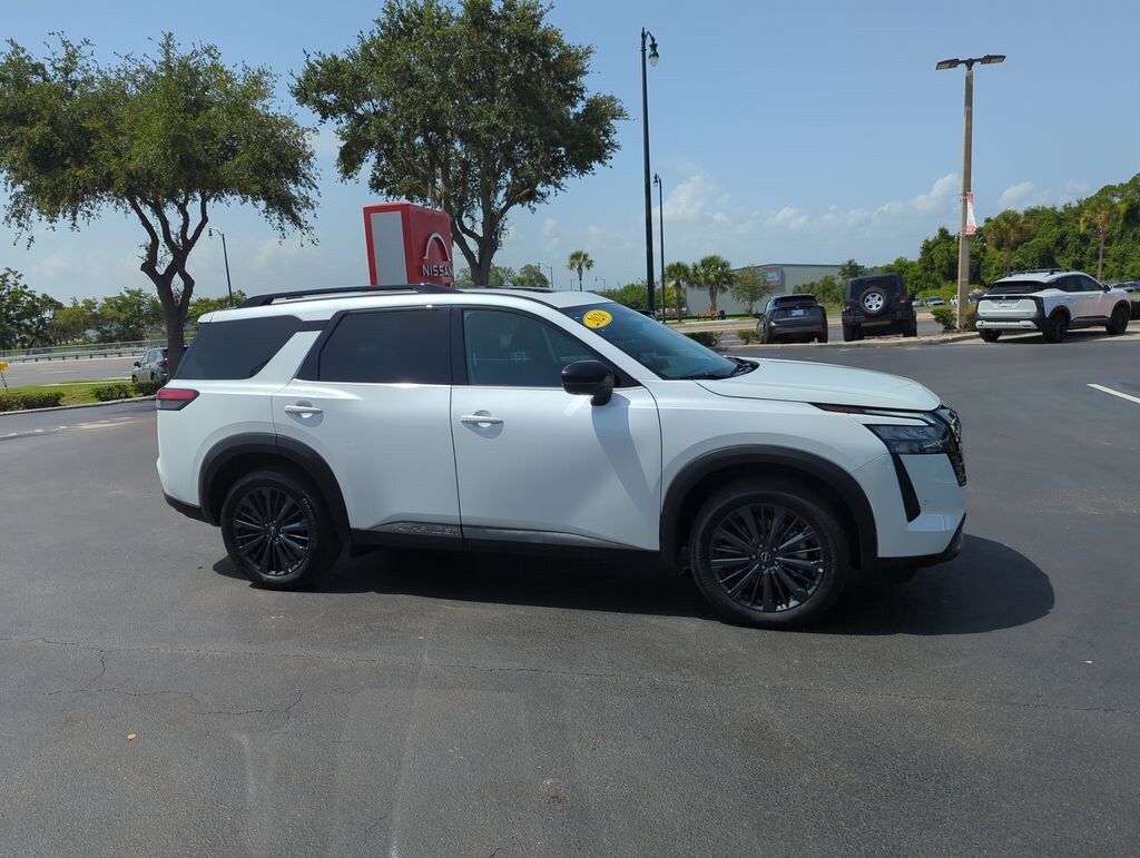Used 2026 Nissan Pathfinder SL SUV