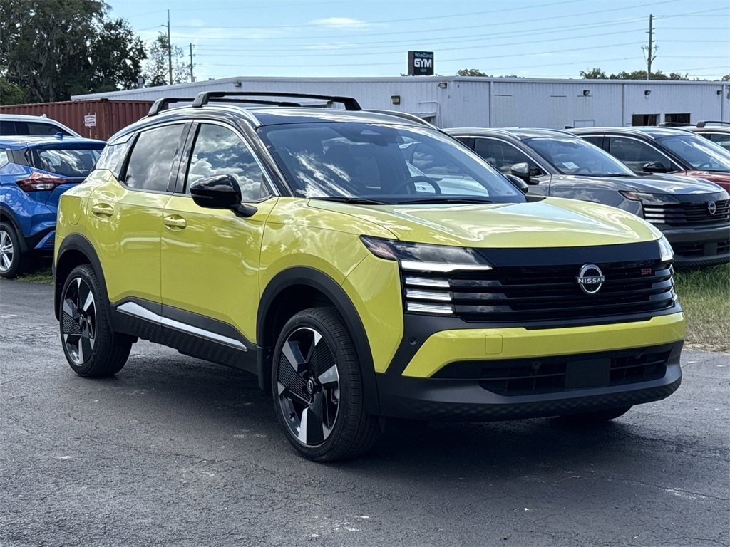 New 2026 Nissan Kicks SR SUV