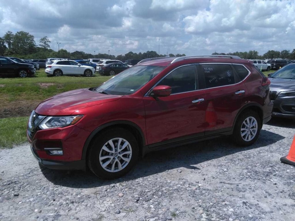 2019 Nissan Rogue SV photo 3
