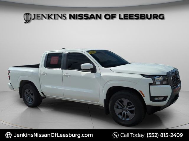 2025 Nissan Frontier SV Crew Cab 4X2 SWB's photo