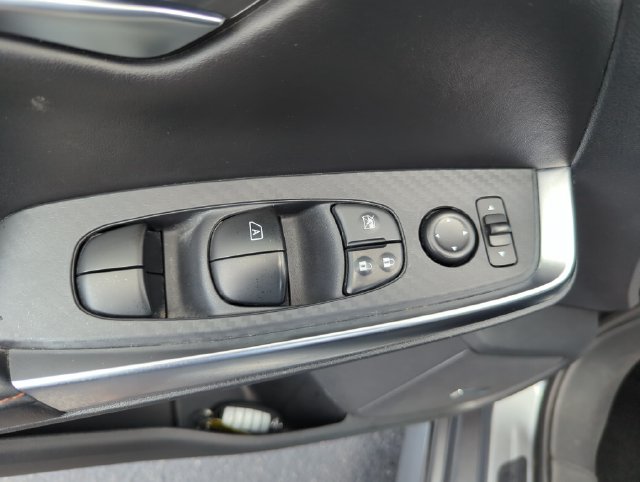 2022 Nissan Sentra SR - Photo 31
