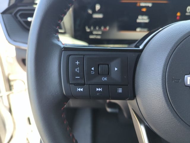2025 Nissan Kicks SR - Photo 42