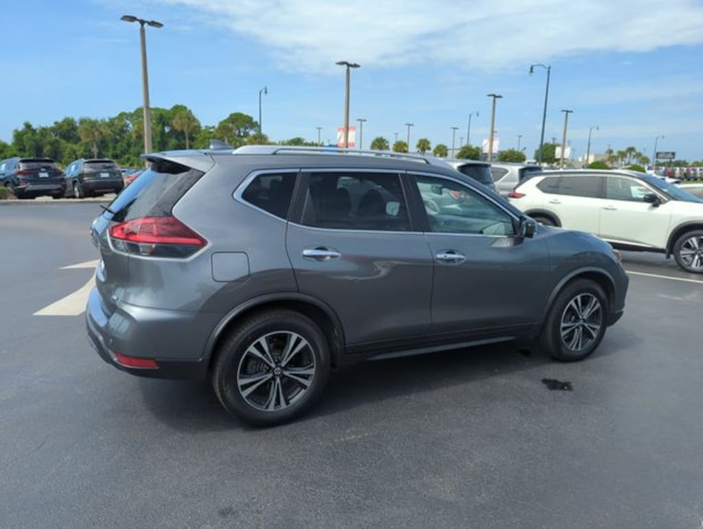 Used 2020 Nissan Rogue SV SUV