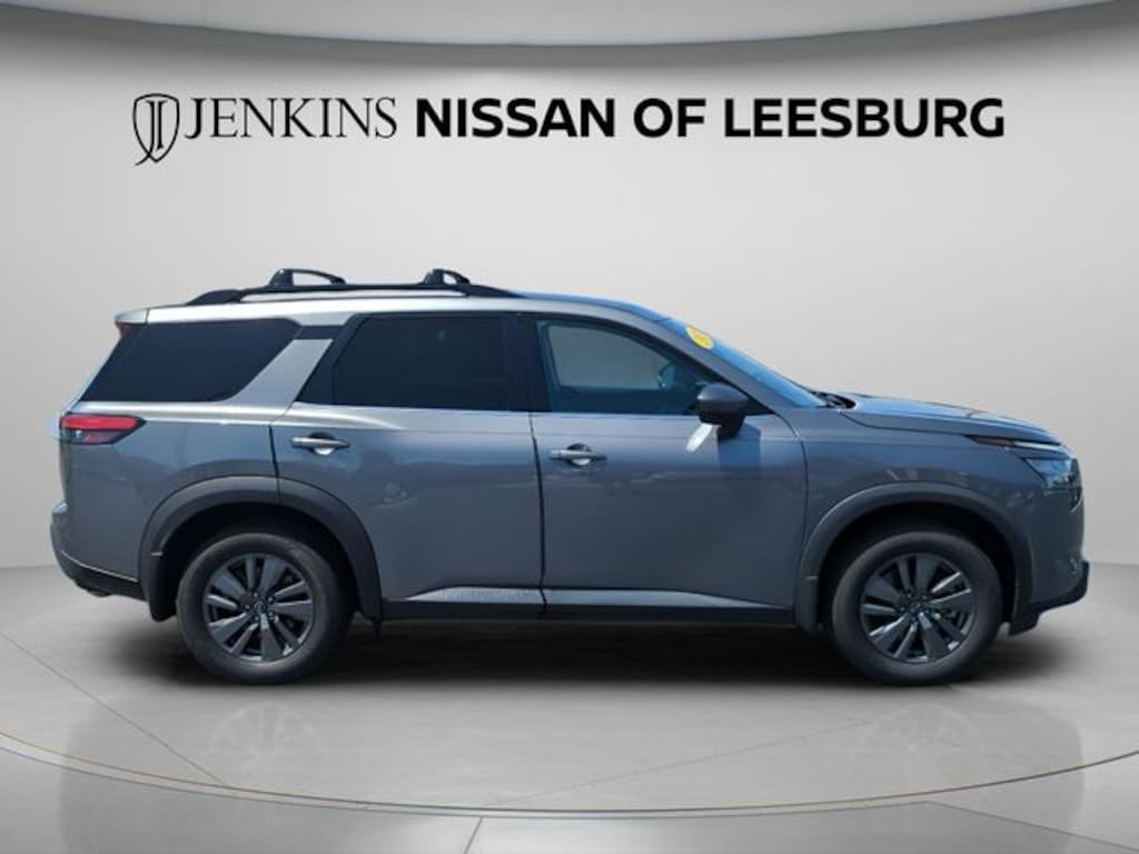 Certified 2024 Nissan Pathfinder SV SUV