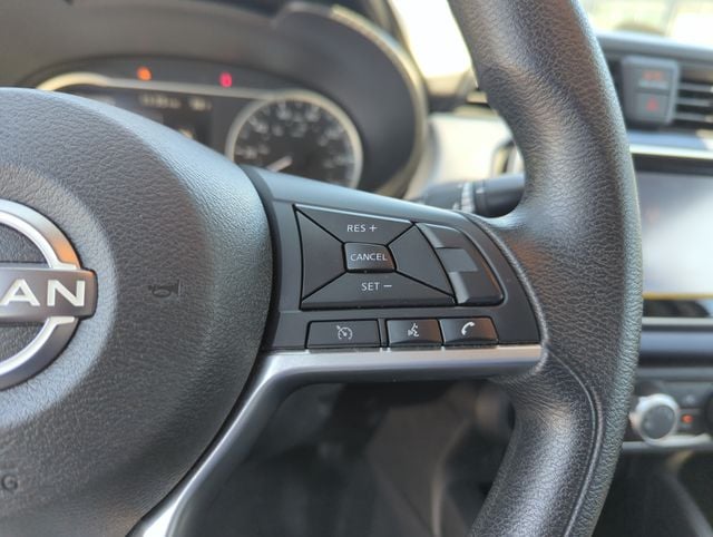 2023 Nissan Versa Sedan SV - Photo 43