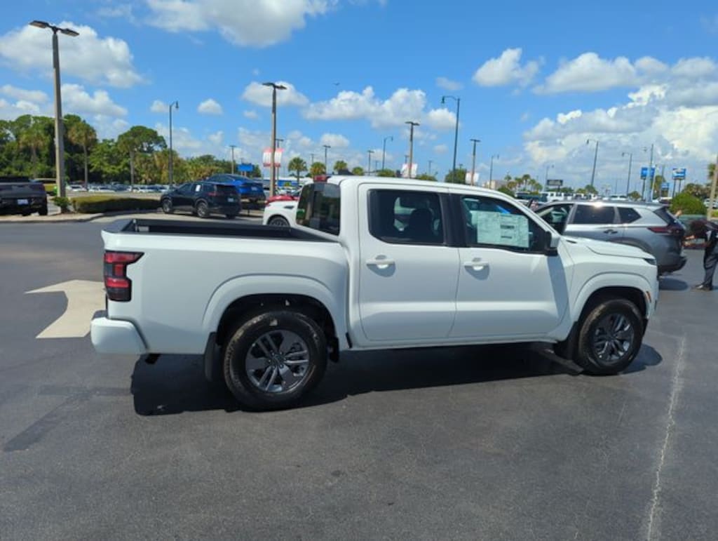New 2026 Nissan Frontier SV Truck Crew Cab