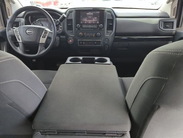 2023 Nissan Titan SV - Photo 23