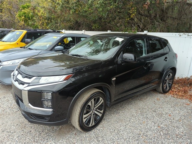 2023 Mitsubishi Outlander Sport ES photo 2