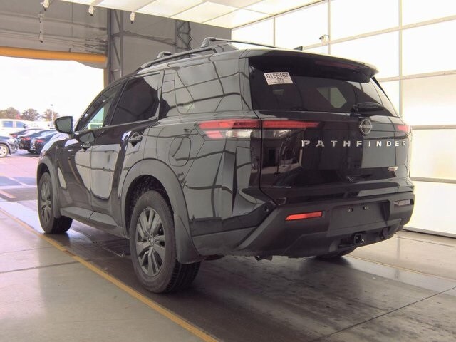 2025 Nissan Pathfinder SV photo 4