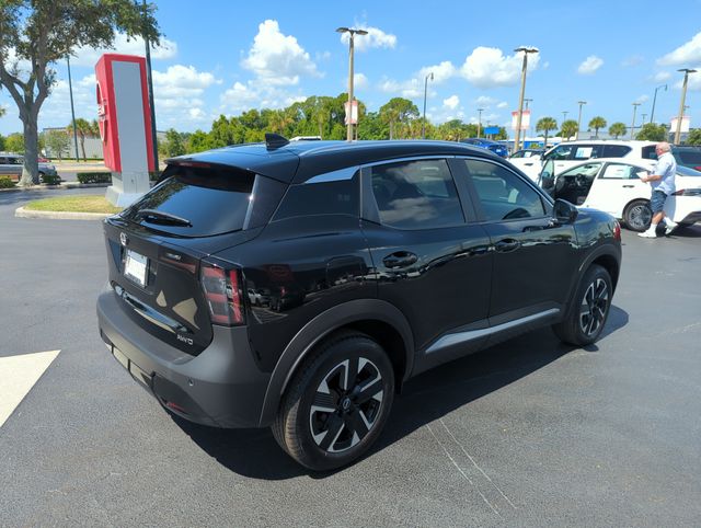2025 Nissan Kicks SV AWD - Photo 6