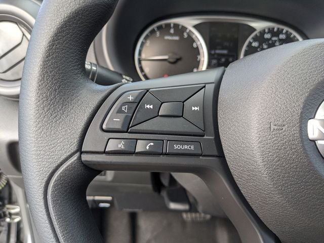 2025 Nissan KICKS PLAY Base - Photo 35