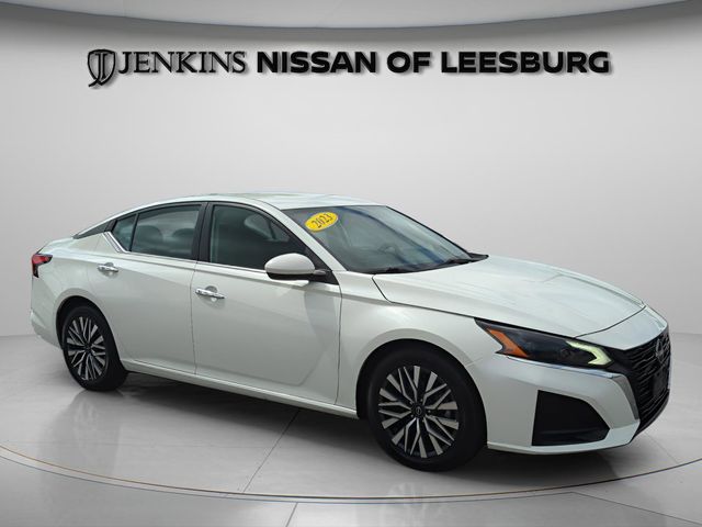 2023 Nissan Altima SV