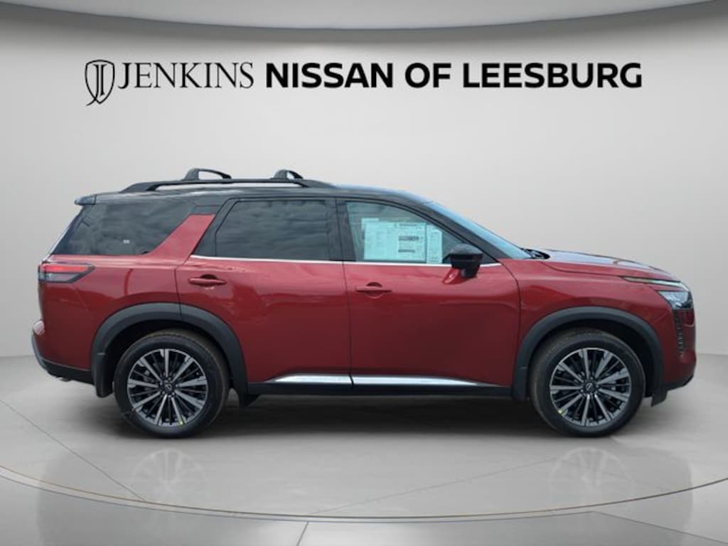 New 2026 Nissan Pathfinder Platinum SUV