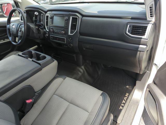 2019 Nissan Titan S - Photo 18