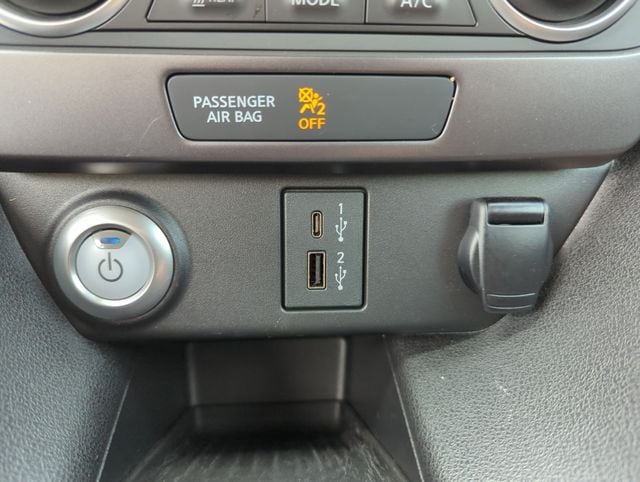 2023 Nissan Leaf S - Photo 37