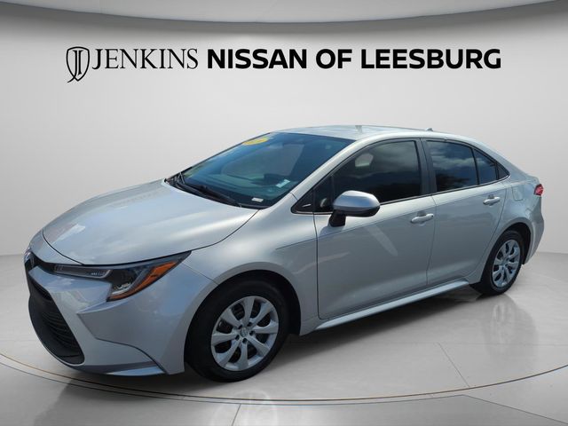 2024 Toyota Corolla LE - Photo 14