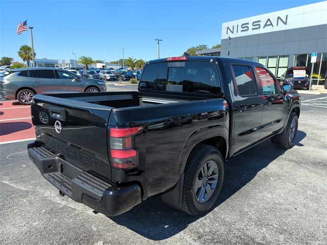 2026 Nissan Frontier SV photo 3