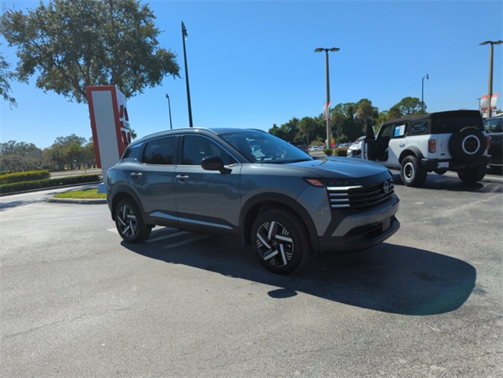 New 2026 Nissan Kicks SV SUV
