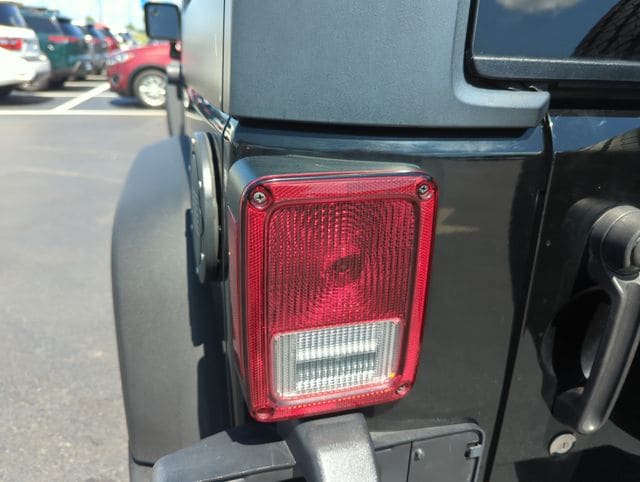 2018 Jeep Wrangler JK Unlimited Sport S - Photo 18