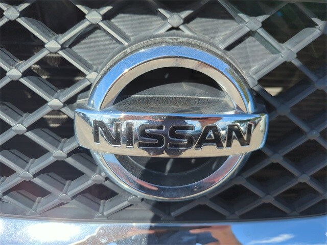 2016 Nissan Frontier SV photo 3