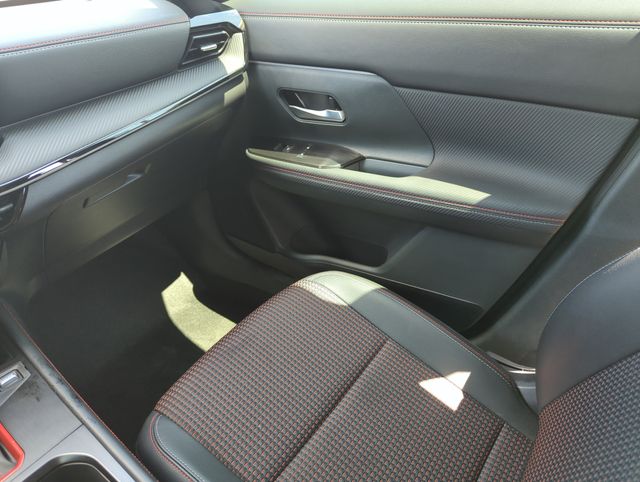 2025 Nissan Kicks SR - Photo 27