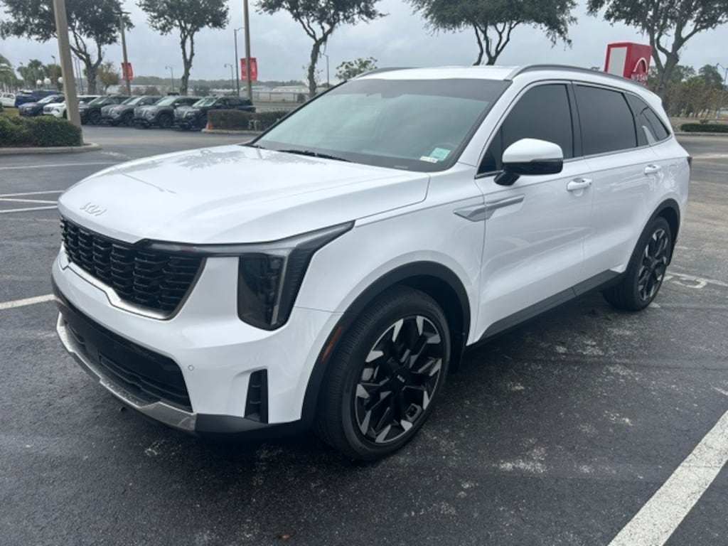 Used 2025 Kia Sorento EX SUV