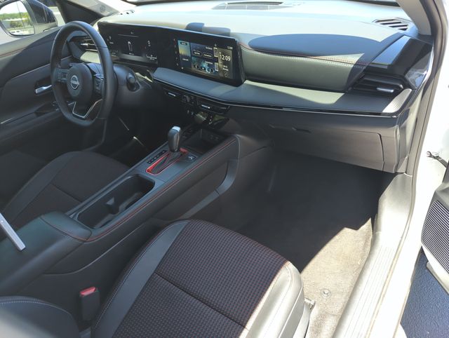 2025 Nissan Kicks SR - Photo 22