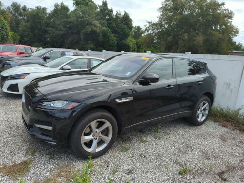Used 2017 Jaguar F-PACE 35t R-Sport SUV