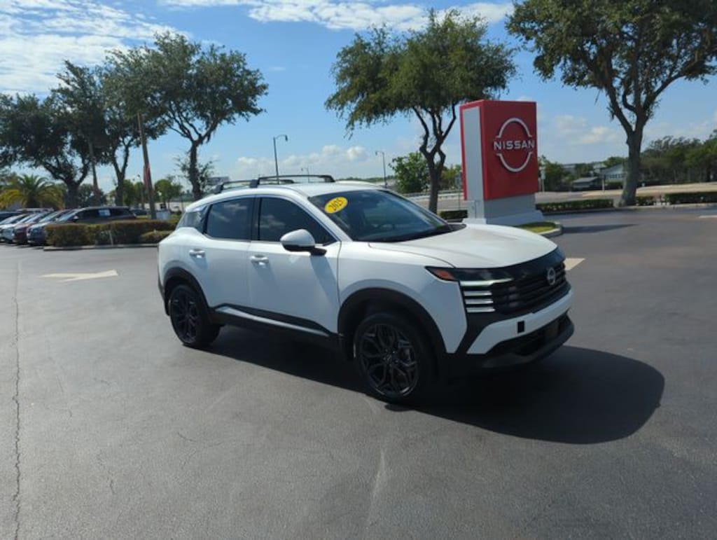 Certified 2025 Nissan Kicks SR SUV
